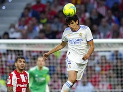 Jesus Vallejo juga habis kontraknya di akhir musim 2024/2025. Vallejo tidak mendapat kepercayaan untuk main di skuad utama, Madrid akan melepasnya (AP)