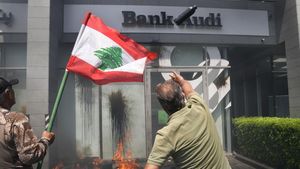 Lebanon Membara! Bank-bank Dirusak Nasabah