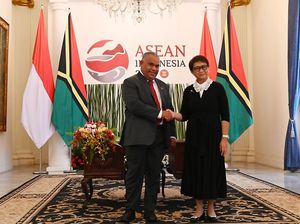 Bahas Kerja Sama, Menlu Retno Sambut Baik Rencana Vanuatu Buka Kedubes di RI