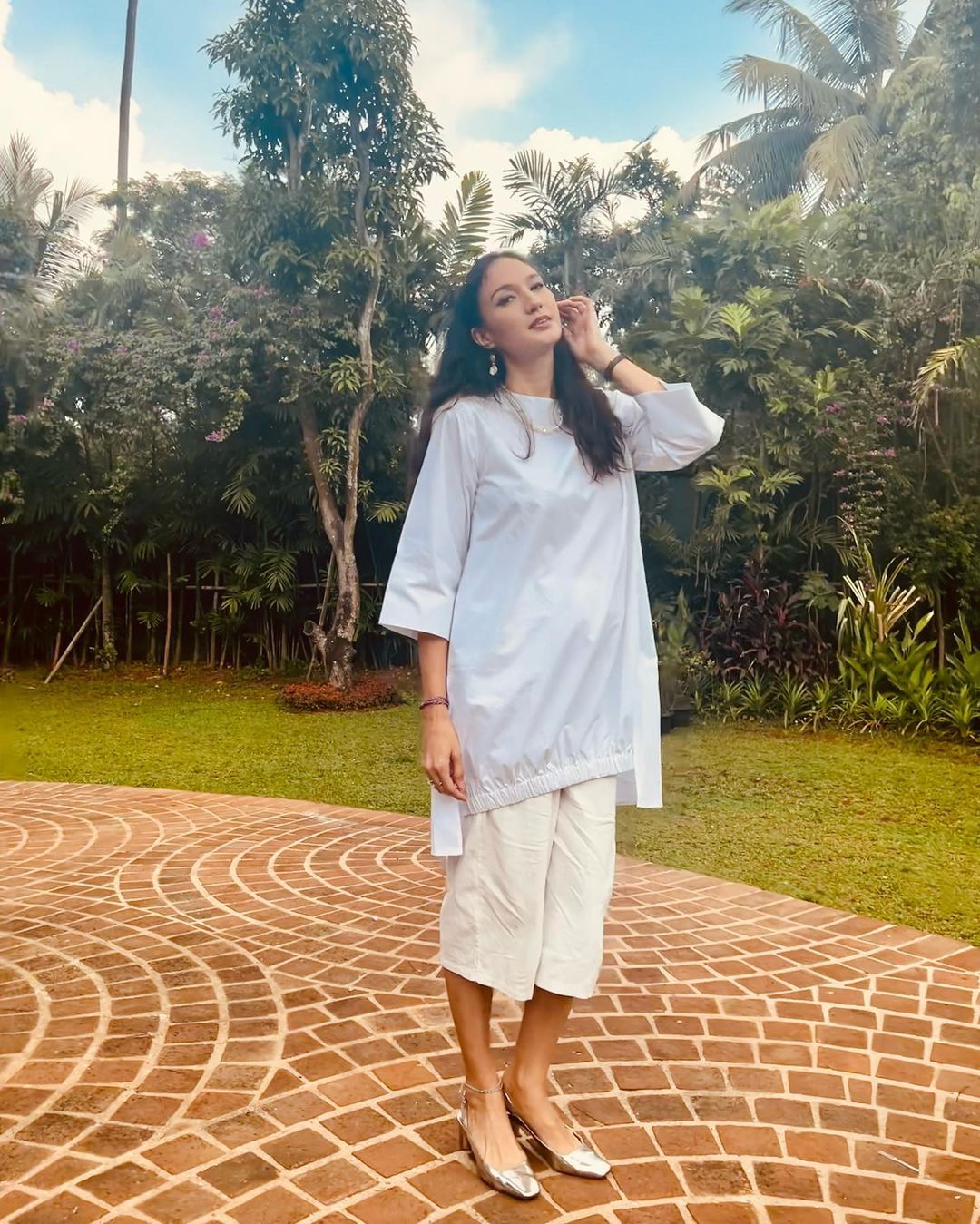 Nadine Chandrawinata Hamil