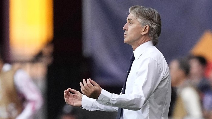 Italy coach Roberto Mancini reacts during the Nations League semifinal soccer match between the Spain and Italy at De Grolsch Veste stadium in Enschede, eastern Netherlands, Thursday, June 15, 2023. (AP Photo/Martin Meissner)