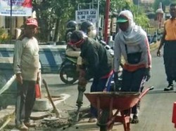 Jalan di Prambanan yang Ambles Diperbaiki Usai 10 Truk Uruk Tol Ditilang