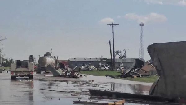 Penampakan Kehancuran Kota Texas Usai Dihantam Tornado Ganas