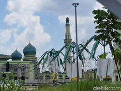 Meski Kontrak Diputus, Proyek Payung Elektrik Masjid An-Nur Pekanbaru Dilanjut