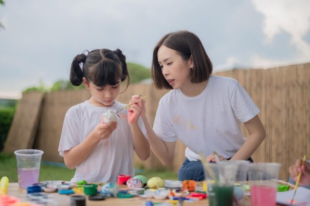 Quality time bersama anak yang bebas dari gadget/Foto;Freepik.com/Freepik Hindari gadget dan perangkat elektronik lain selama menghabiskan waktu bersama anak.