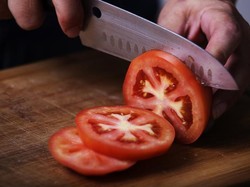 7 Sayuran yang Enak Dimakan Mentah, Kamu Suka yang Mana?