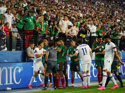 Ribut-ribut di Laga AS Vs Meksiko, Wasit Keluarkan 4 Kartu Merah!