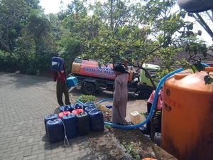 Krisis Air Bersih Landa 3 Desa di Kaki Gunung Penanggungan Mojokerto