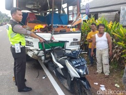 Bus Bawa Santri Terlibat Kecelakaan dengan 2 Motor, 1 Pemotor Tewas di Tempat