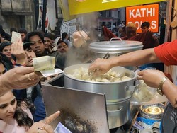 Dilaporkan Hilang, Pria Ini Malah Asyik Makan Pangsit