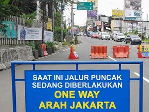 One Way Arah Jakarta Diterapkan, Lalin ke Puncak Bogor Disetop One Way Arah Jakarta Diterapkan, Lalin ke Puncak Bogor Disetop