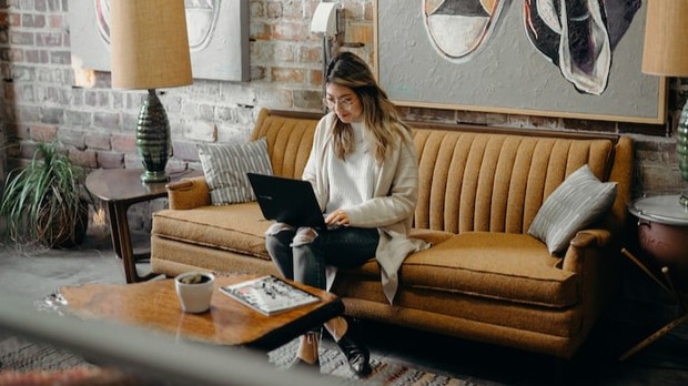 Mengulik tren Bare Minimum Monday