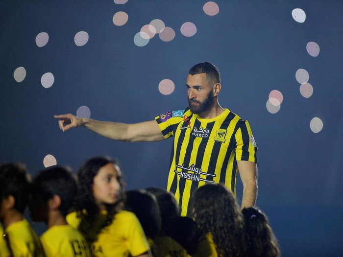 Soccer Football - Welcome ceremony for Karim Benzema after joining Al-Ittihad - Jeddah, Saudi Arabia - June 8, 2023 Al-Ittihad's Karim Benzema during his presentation. REUTERS/Stringer