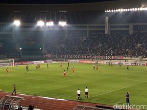 Persis Solo Takluk dari Jeonbuk FC 1-2 Persis Solo Takluk dari Jeonbuk FC 1-2