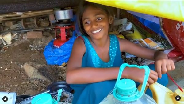 Transformasi Gadis India, Ditemukan di Daerah Kumuh Kini Jadi Model Kecantikan