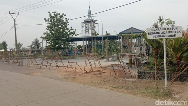 Pintu Ponpes Al-Zaytun di Indramayu