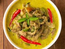 Resep Kare Daging Sapi yang Sedap Berempah Untuk Makan Siang