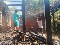 Rumah Pemangku Hangus Terbakar, Hanya Ada Cucunya di Dalam