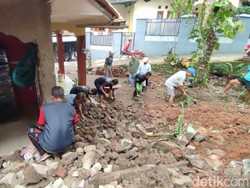 Dian Panik Saat Rumahnya Bergetar di Ciamis, Ternyata...
