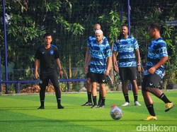 Jaga Tren Positif, Pelatih PSIS Minta Pemain Tak Terlena Hadapi PSS