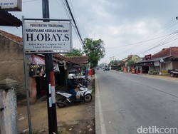 Mengenal Kampung Bengkel Tulang Citapen Bandung yang Melegenda