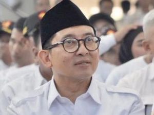 BB Turun Drastis Seperti yang Dialami Fadli Zon, Normal Nggak Sih? BB Turun Drastis Seperti yang Dialami Fadli Zon, Normal Nggak Sih?