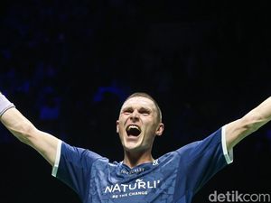 Kalahkan Anthony Ginting, Axelsen Juara Indonesia Open 2023