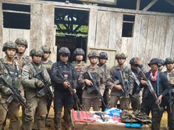 Markas KKB di Yapen Papua Digerebek Tim Gabungan Satgas Cartenz