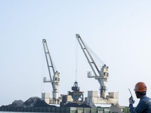 Anak Usaha MIND ID Catatkan Kinerja Moncer, Bagi Dividen Bernilai Besar Anak Usaha MIND ID Catatkan Kinerja Moncer, Bagi Dividen Bernilai Besar