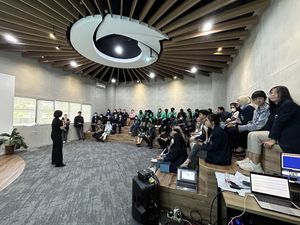 MNP Beri Beasiswa buat Camaba, Bawa Skor UTBK Bisa Gratis Uang Pangkal