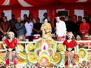 Menteri PUPR Basuki Jadi Fotografer Dadakan Lagi, Kini Potret Megawati Menteri PUPR Basuki Jadi Fotografer Dadakan Lagi, Kini Potret Megawati