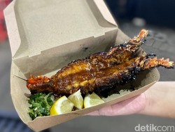 Wow! Ada Oyster dan Lobster Bambu Bakar di G Twon Street Square