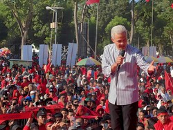 Ganjar Sebut Keberhasilan Jokowi Saat Orasi, Singgung Sirkuit Mandalika