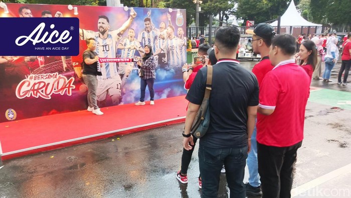 Foto-foto jelang laga Indonesia vs Argentina di GBK