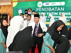 Gubsu Edy Semangati Anak Yatim: Ayah Sersan tapi Saya Bisa Jenderal