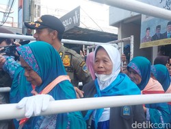 Warga Tasik Kecewa Gagal Berhaji di Menit Terakhir, Kemenag Buka Suara