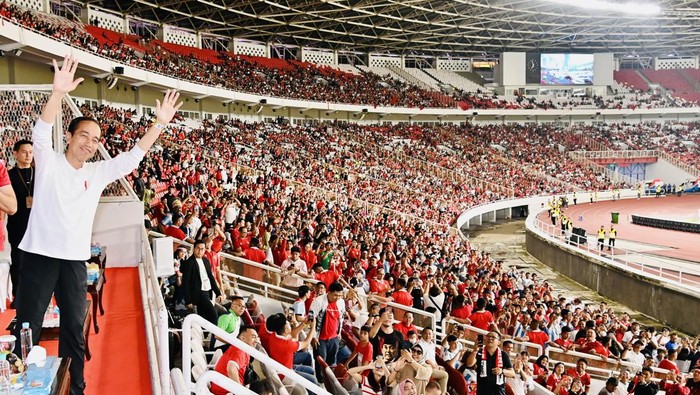 Jokowi Semringah Banget Nonton Laga Indonesia Vs Argentina Jokowi Semringah Banget Nonton Laga Indonesia Vs Argentina
