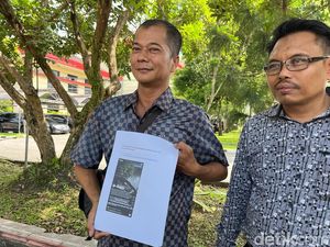 4 Medsos Sebar Hoaks Beda Sikap Bobby ke Bendera Golkar-PDIP Dipolisikan