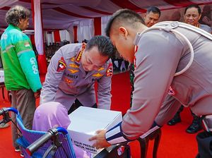 Baksos Jelang Hari Bhayangkara Ke-77, Kapolri: Polri Hadir untuk Masyarakat