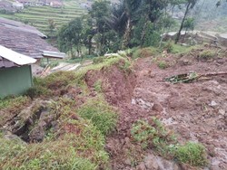 Banjir dan Longsor Melanda Sejumlah Desa di Cianjur