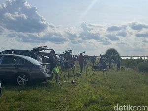 Warga AS Antusias Saksikan Peluncuran Satelit Satria-1