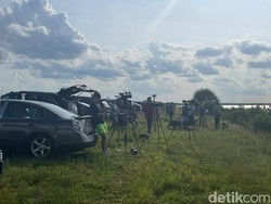 Warga AS Antusias Saksikan Peluncuran Satelit Satria-1