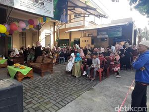 Wisuda TK Jangan Jadi Beban Orang Tua