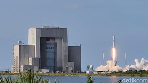 Wush! Momen Mendebarkan Satelit Satria-1 Mengangkasa