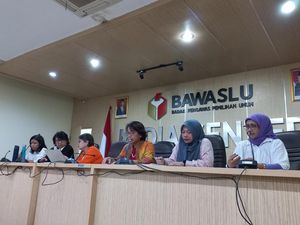 PIA Minta Bawaslu Surati KPU Lapor Sumbangan Kampanye Tetap Diwajibkan PIA Minta Bawaslu Surati KPU Lapor Sumbangan Kampanye Tetap Diwajibkan