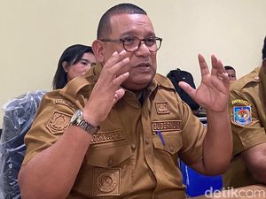 Pemprov PBD Ingin Jadikan Stadion Wombik Sorong Ikon Kota, Tak Akan Dibongkar Pemprov PBD Ingin Jadikan Stadion Wombik Sorong Ikon Kota, Tak Akan Dibongkar