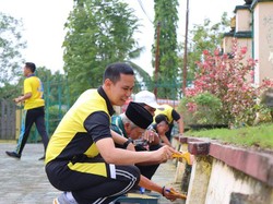 Polres Kobar Revitalisasi Situs Budaya Istana Kuning di Hari Bhayangkara