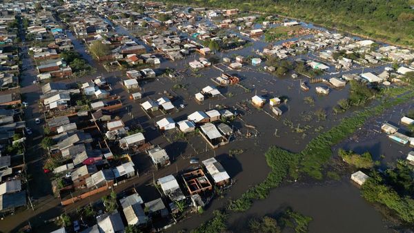 Potret Udara Dampak Banjir Bandang di Brasil