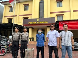 Pria Berkemeja Rapi Curi Kotak Amal di Jakbar, Dalihnya Butuh Makan