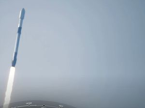 Sukses Meluncur, Satelit Satria-1 Menuju Atas Papua Sukses Meluncur, Satelit Satria-1 Menuju Atas Papua